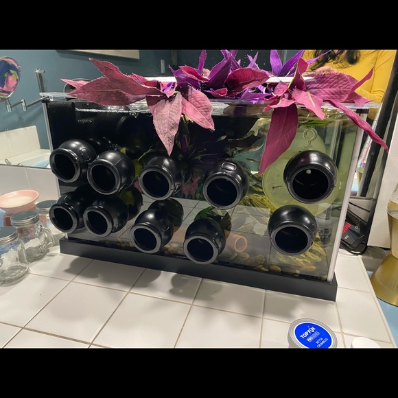 Small plastic hideout - Picture 6 of 8